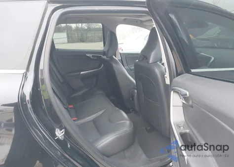 2016 Volvo Xc60 T5 Drive-E Premier из США, поврежденный, VIN YV440MDK2G2794872